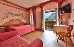  Hotel Fai  Фай-Делла-Паганелла